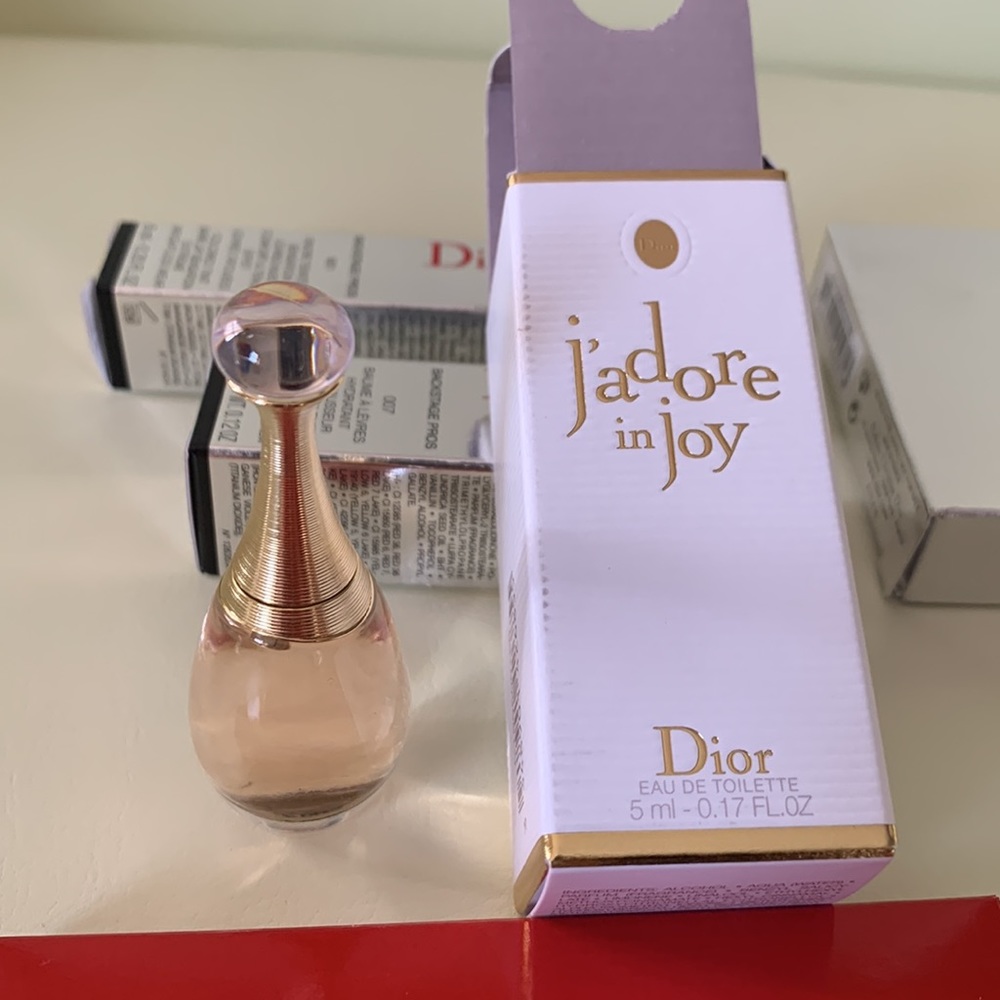 Dior Gift Set - Picture 4 of 12